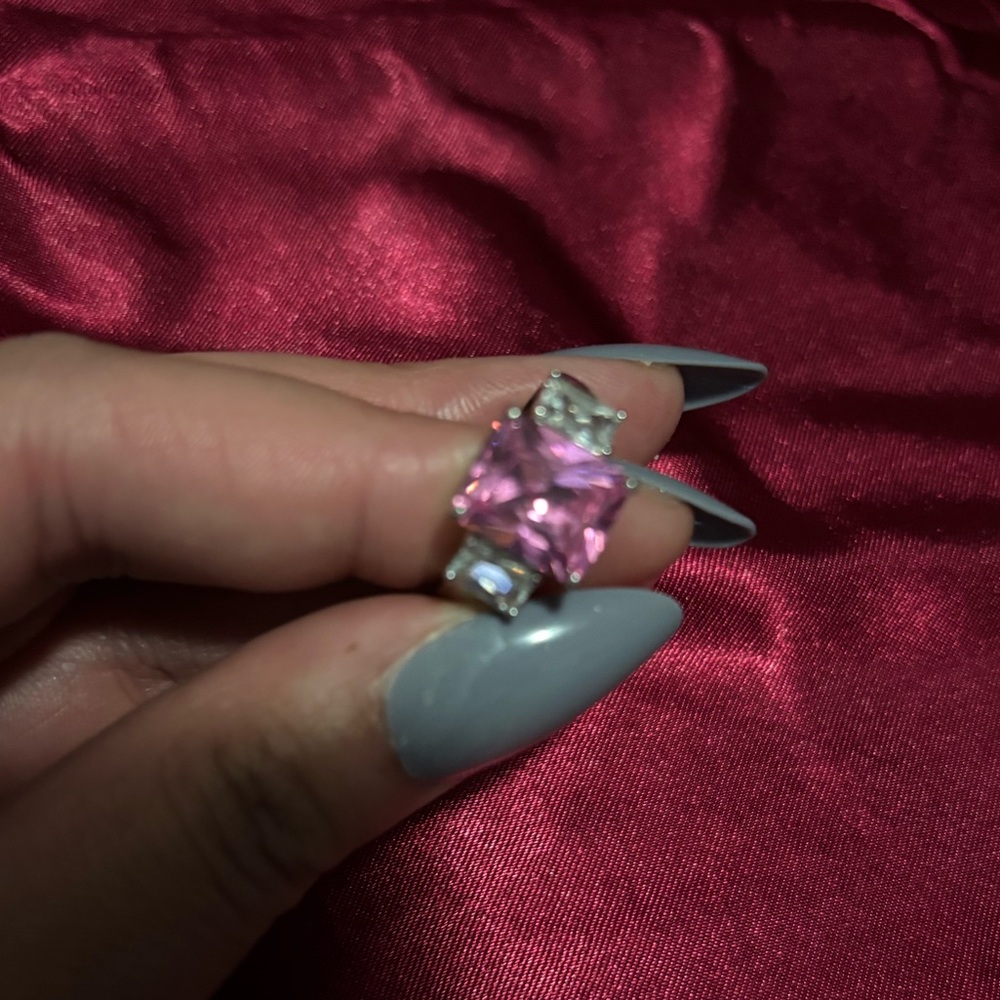 Pink Stone Ring - Picture 2 of 2